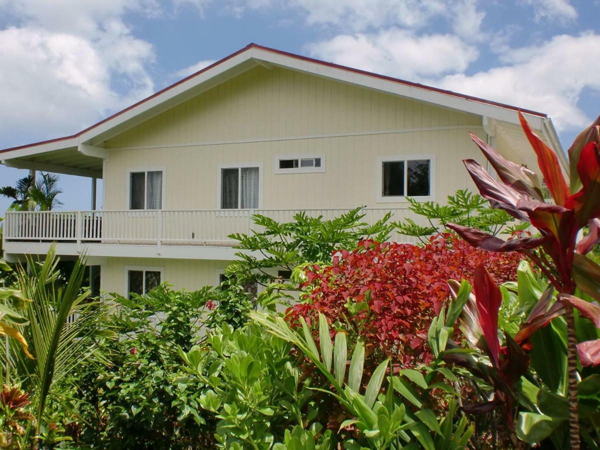Bears' Place Guest House Kalaoa Exterior photo
